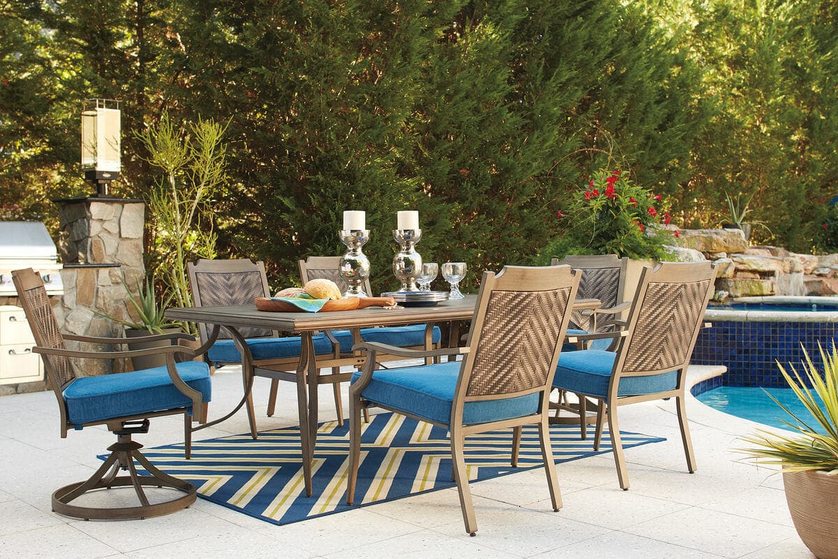 Outdoor Furniture at Comfort Center Traverse City